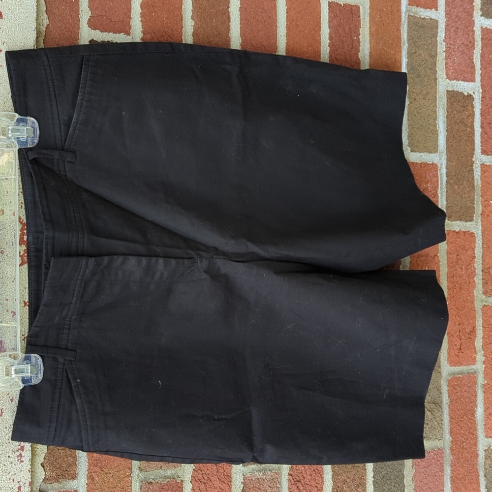 Talbots "perfect short" 12